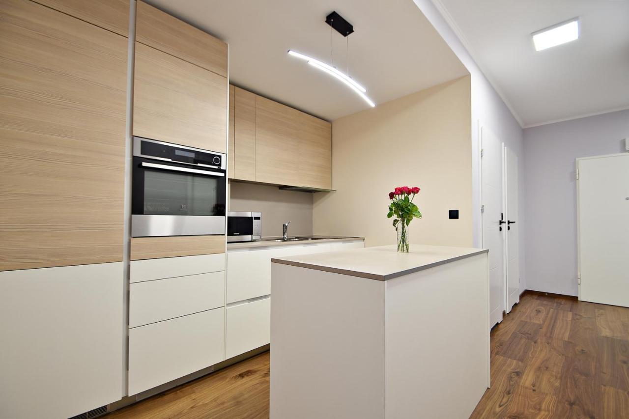 Wola Apartment Warschau Exterior foto